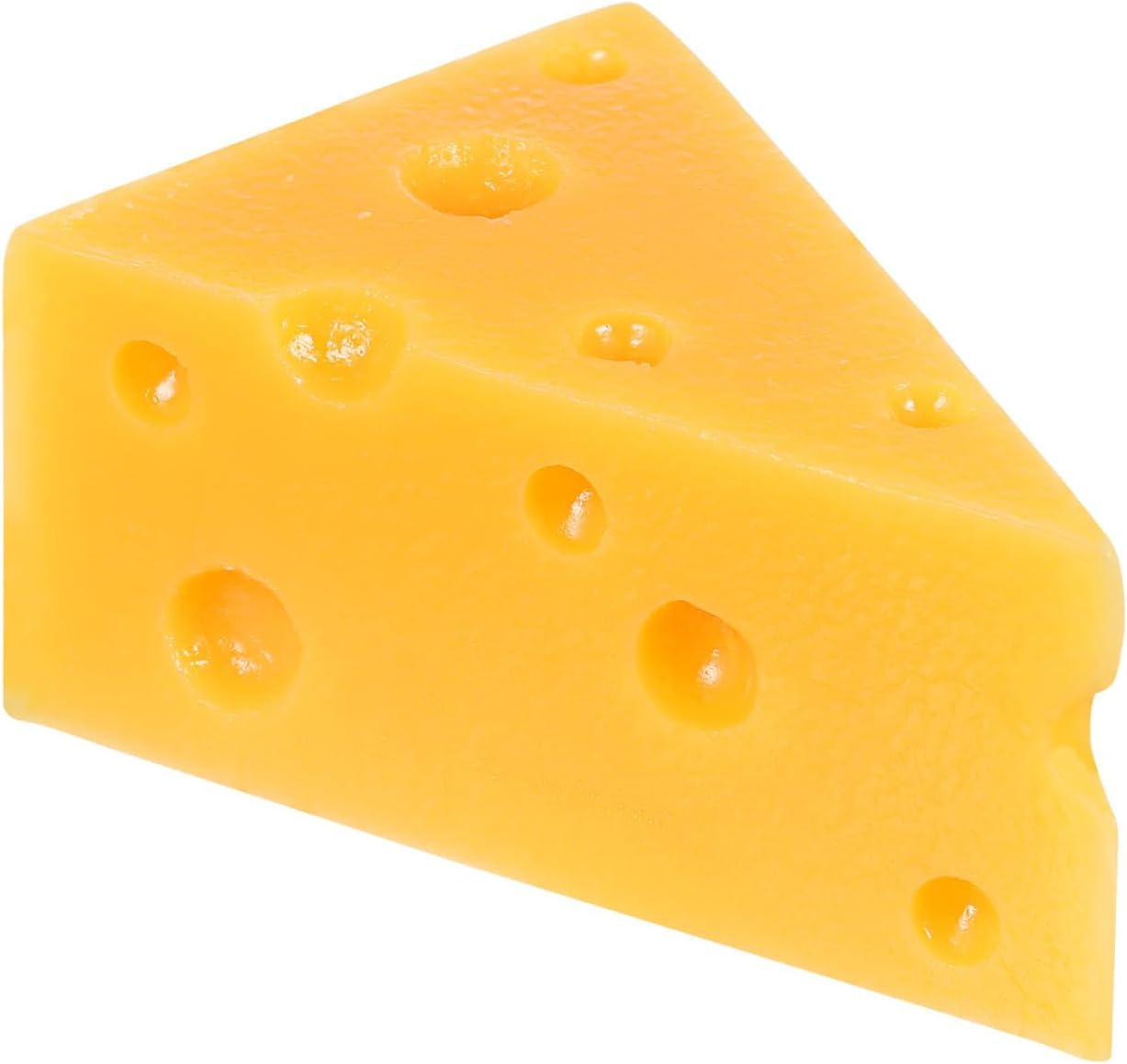 Niltracy Artificial Cheese, Faux Triangular Cheese Ornament, Simulation Resin Cheeseblock Model for Kitchen Bakery Display, Halloween Treat Prop (4.5x7x3cm)