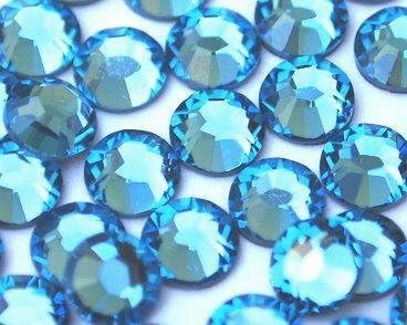 Threadnanny Czech Quality (1440 Pieces) 10gross Hotfix Rhinestones Crystal Ab Stud Crafts on Fabric, Clothes, Shoes, and Jeans Cristal De Gemas De Diamantes De Imitación (5mm/20ss, Sky Blue Color)