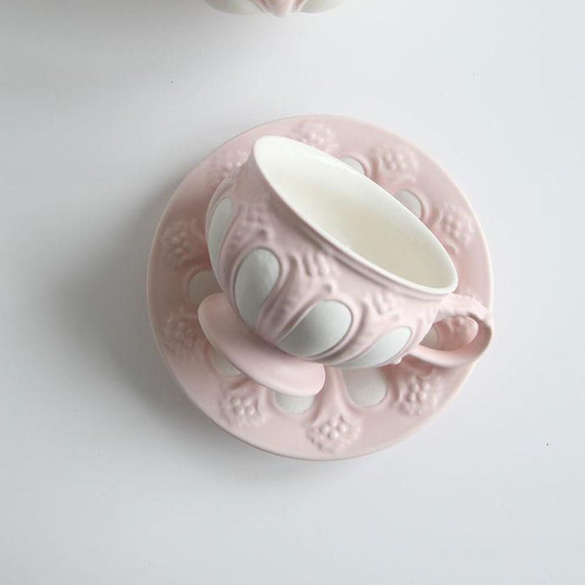 Rosa Keramik Kaffeetasse Satz mit Breiter Öffnung, 1 Satz | Europäisches Reliefdesign, für Wasser und Saft, Geeignet für Zuhause und Dessertshop