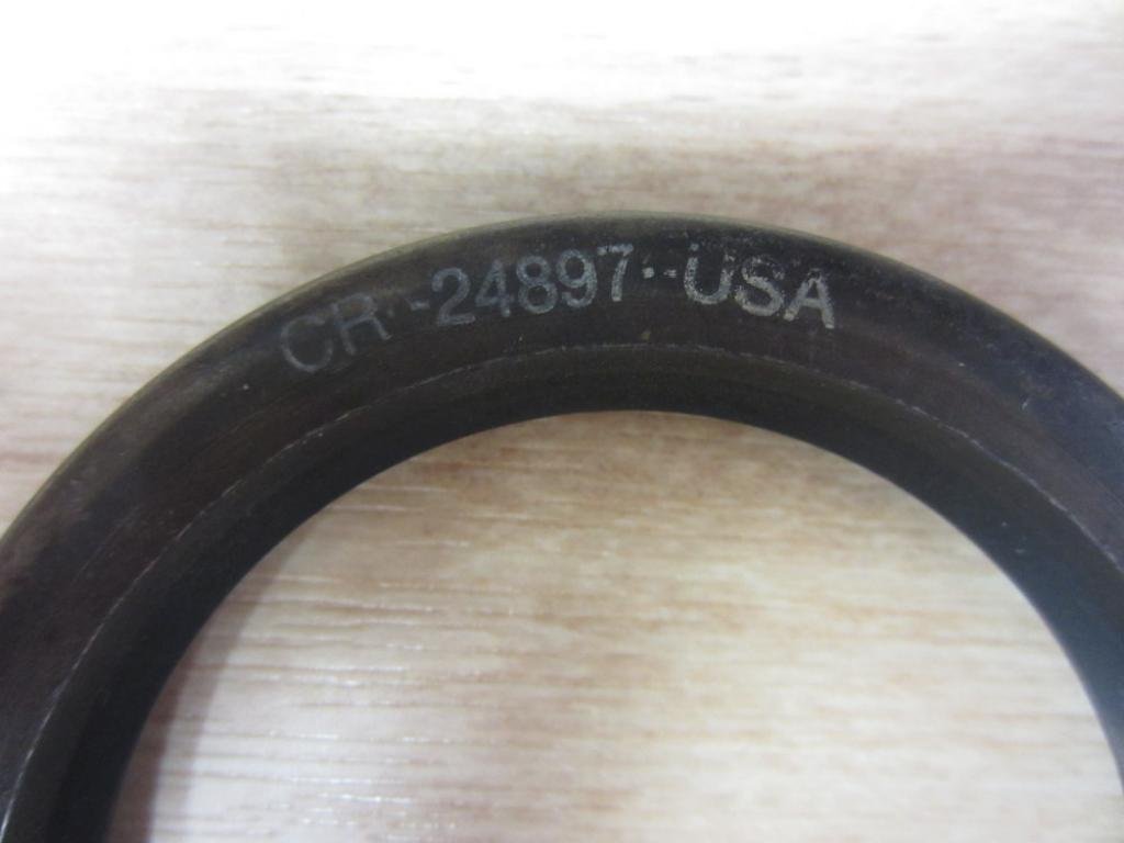 38890 Chicago Rawhide New Seal
