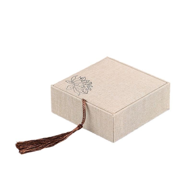 Genérico Pulsera De Cuero Con Cuentas De Plata De Ley 925 Para Mujer, Con Nubes Auspiciosas Y La Inicial V. Brazalete Con Caja De Regalo. Joyería Vintage Para Él O Ella.