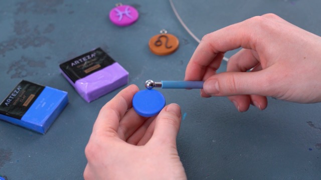 Arteza Polymer Clay Kit With Tools - 42 Colors & 22 Sculpting Tools For Artists