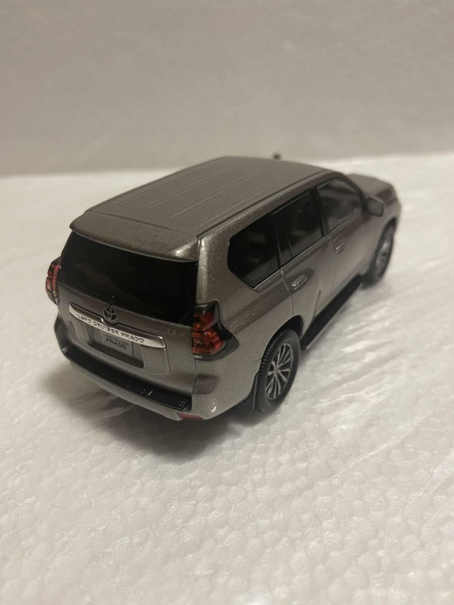 トヨタカラーサンプル ランドクルーザープラド（150後期型）ブロンズ トヨタカラーサンプル ランドクルーザープラド（150後期型）ブロンズ