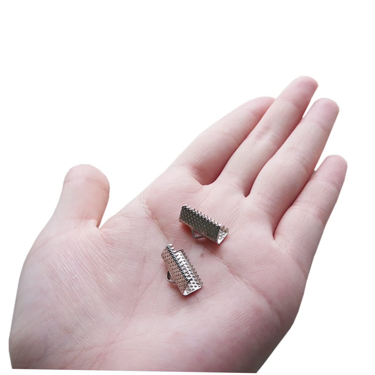 PHENOFICE 100pcs 2.5cm Metal Jewelry Crimps Semicircular Plated Ribbon Ends Clasps Textured Crimp End Clamps for DIY Choker Necklaces Bracelets