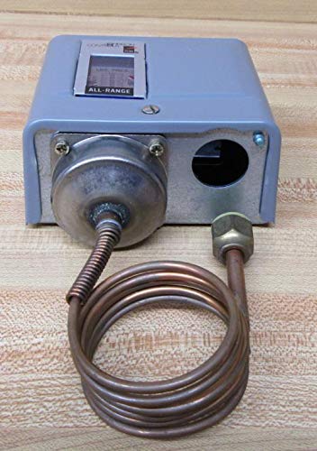 lateral view of the Johnson Controls P70AB-2C pressure control, showing the capillary tube connection point.