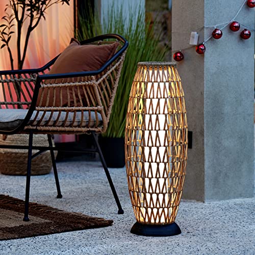 Solar Yard Outdoor Oslo 29-in Steel Resin Wicker Boho Solar Floor Lamp for Yard, Garden, Pathway, Natural
