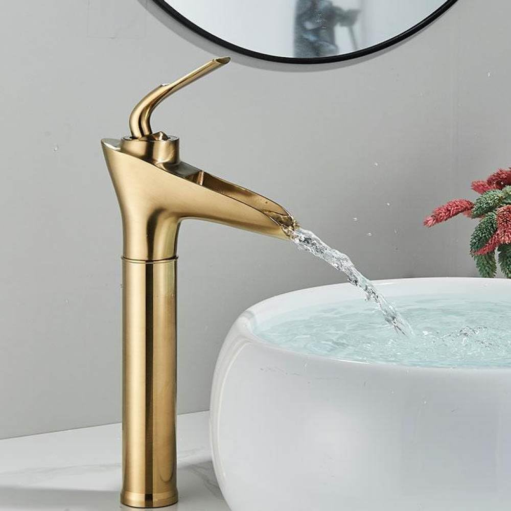 Robinet de grue chrome cascade pour une salle de bain moderne