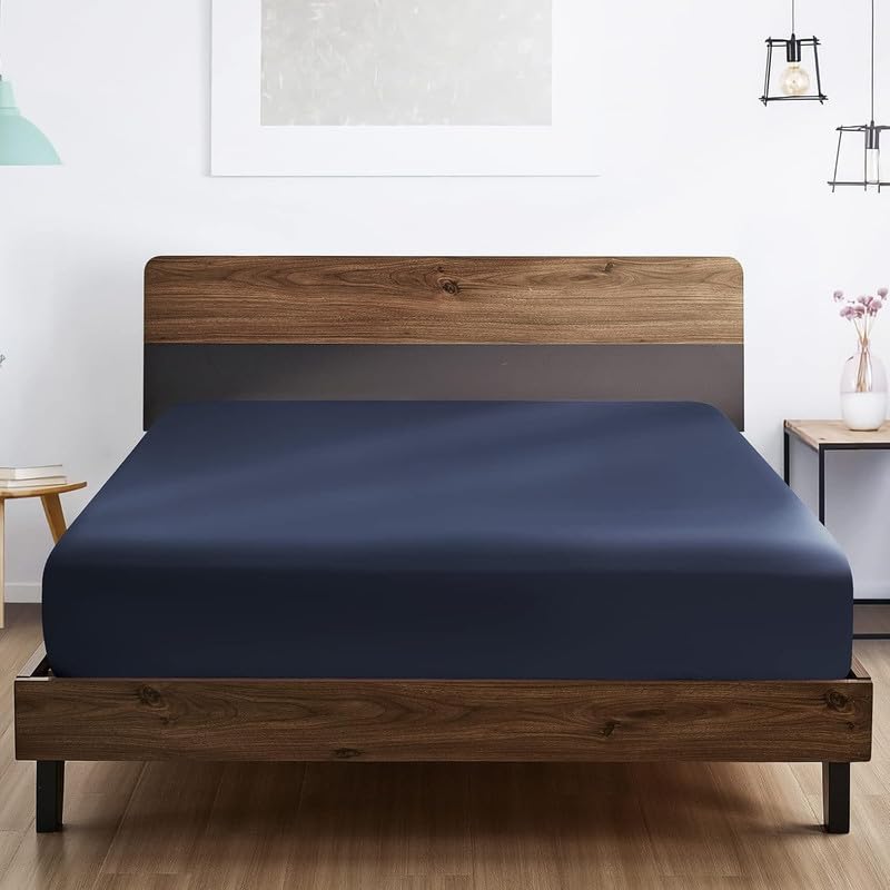 Image of Amazon Brand - Umi Cotton Feel Glace Cotton Fade Resistant Elastic Fitted Queen Size Bed Bedsheet with 2 Pillow Covers Fits Upto 8 inches Mattress, Size- 60x72x10 Inches, Blue