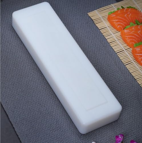 Moule à sushi japonais pour réussir ses onigiris sans coller - 3