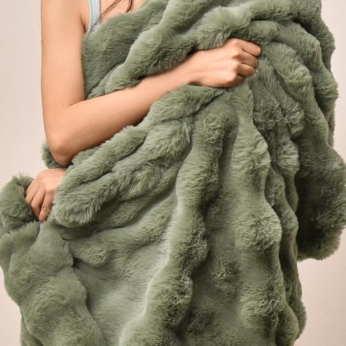 PHF Luxury Faux Rabbit Fur Throw Blanket, Ultra Soft Fluffy