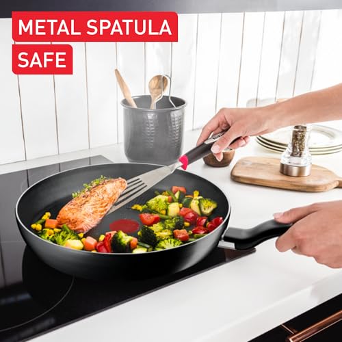 Tefal Titanium Essential Non-Stick Pancake Frying Pan 20 cm, Non-Stick Coating, Metal Safe, Compatible with All Hobs Except Induction, Flawless Glide, Everyday Use, B9410244 - Image 4