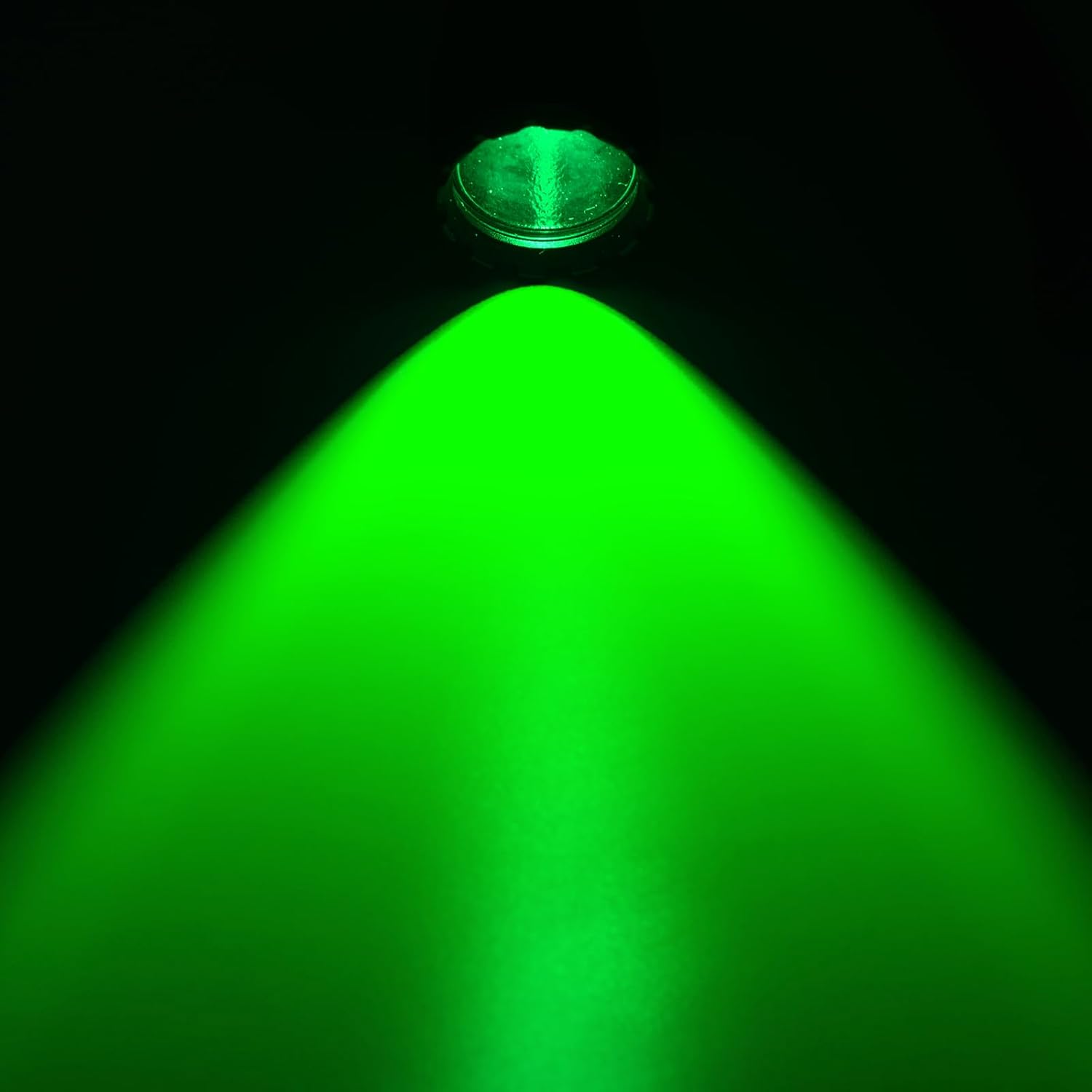 ULTRAFIRE Green Hunting LED Flashlight, 10W Single Mode Green Light for Hunting, 350 Yards Super Bright Varmint Predator Flashlight for Night Observation WF-501G RRO