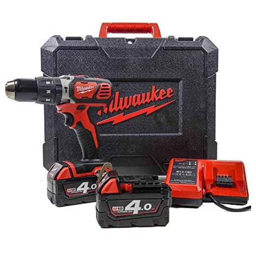 Milwaukee 4933443520 – M 18 bpd-402c Schlagbohrmaschine 18 V, 4,0 Ah Lithium, 2 Geschwindigkeitsstufen, 60 Nm