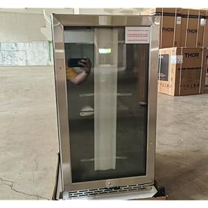 2.6 Cu Ft Freestanding Beverage Ref...