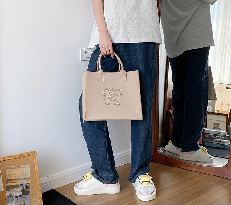 Shower slippers Sandals women Bee slippers Cute Y2k Aesthetic Shower flip flops women Flats Indoor Outdoor Beach Travel Pool Cartoon Animal3