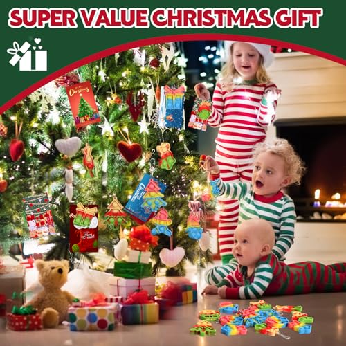 HOUT 32 Stück Weihnachten Pop Fidget Schlüsselbund Spielzeug: Mitgebsel Kindergeburtstag Kleines Geschenk für Kinder with 32 Weihnachtskarte - Christbaumschmuck Poppet Bubble Stress Reliever Toys