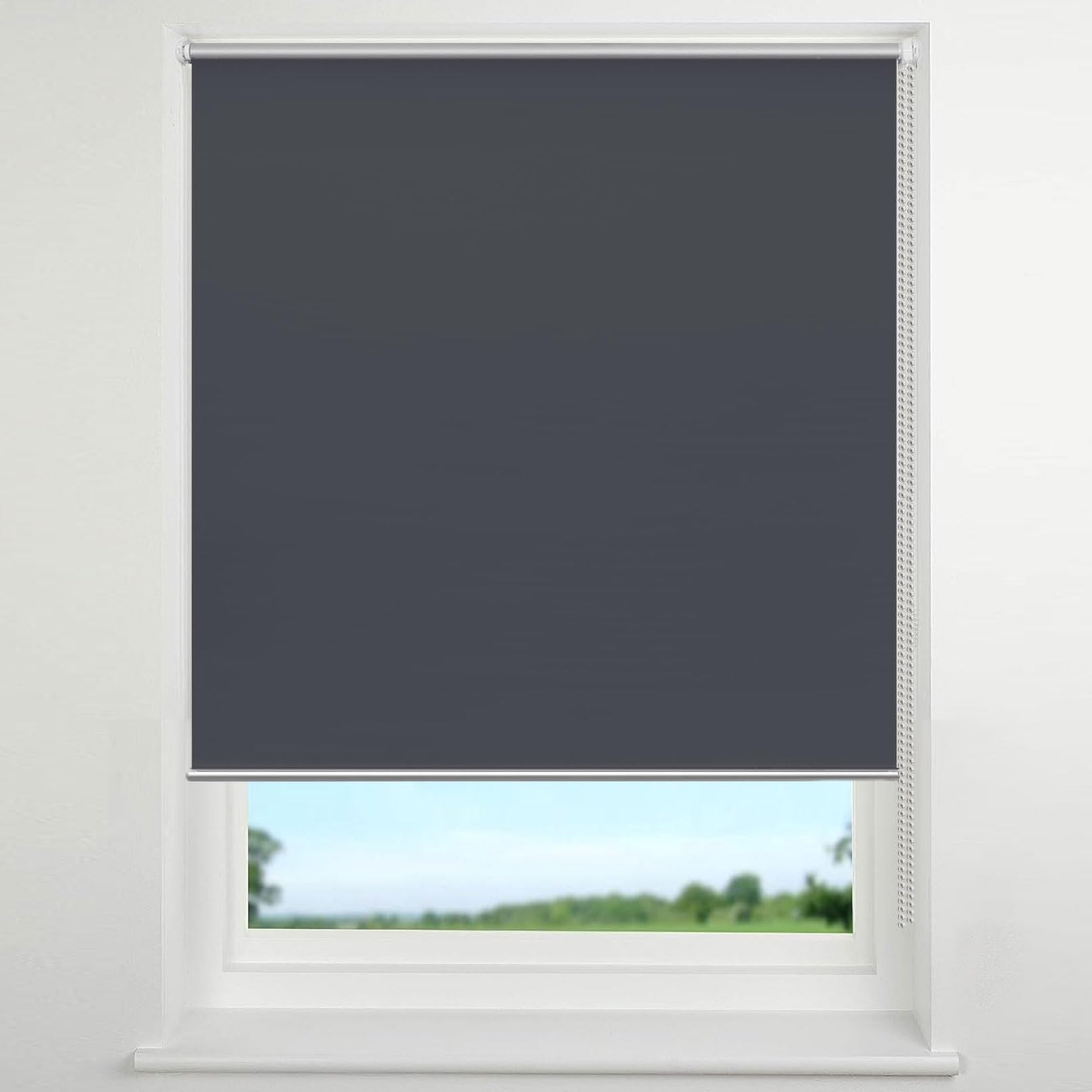 Amazon｜ロールスクリーン 85 x 240 cm 遮光 断熱 遮熱 防音 防寒 UV