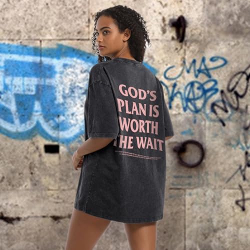 Christian Oversized Shirts for Women God Graphic Tees Shirts Bible Verse Jesus Shirt Religious Acid Wash Tshirts3