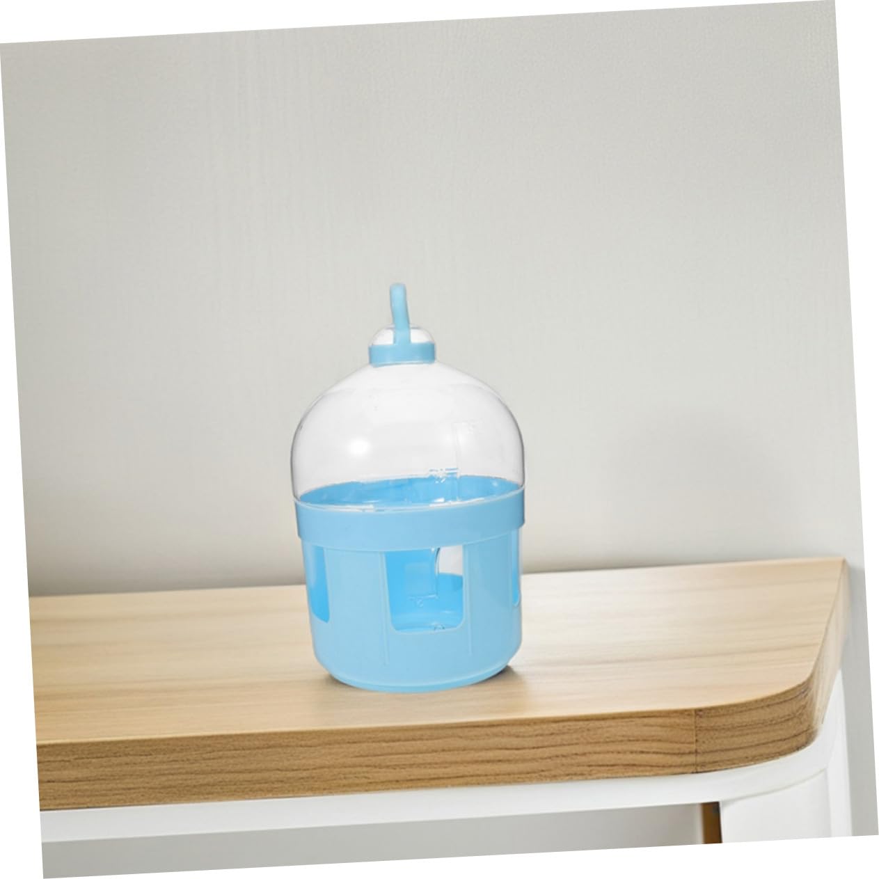 Dispensador de Agua para Palomas y Pájaros, Bebedero de Jaula Abertura Amplia, Abs Resistente, 2l Transparente, Suministros para Aves, Adecuado para Jaulas y Cuidado de Aves