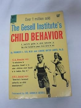 Paperback The Gesell Institute's Child Behavior Book