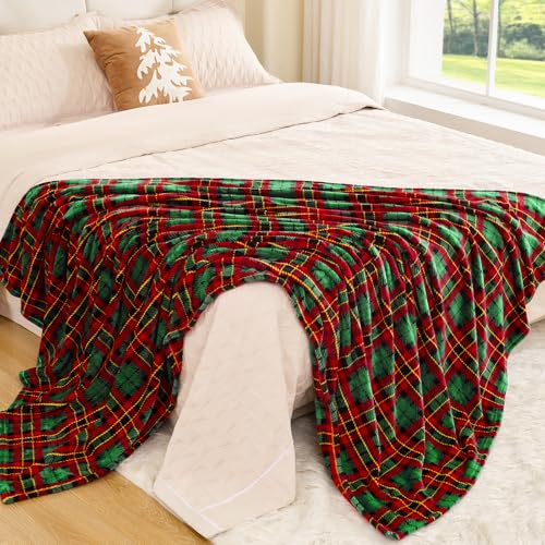Touchat Fleece Throw Blankets, Buffalo Plaid Throw Blanket for Couch Sofa Bed, Soft Warm Fuzzy Cozy Plush Checkered Blanket, Lightweight Farmhouse Decor (Red and Green Plaid, 50“ x60”)