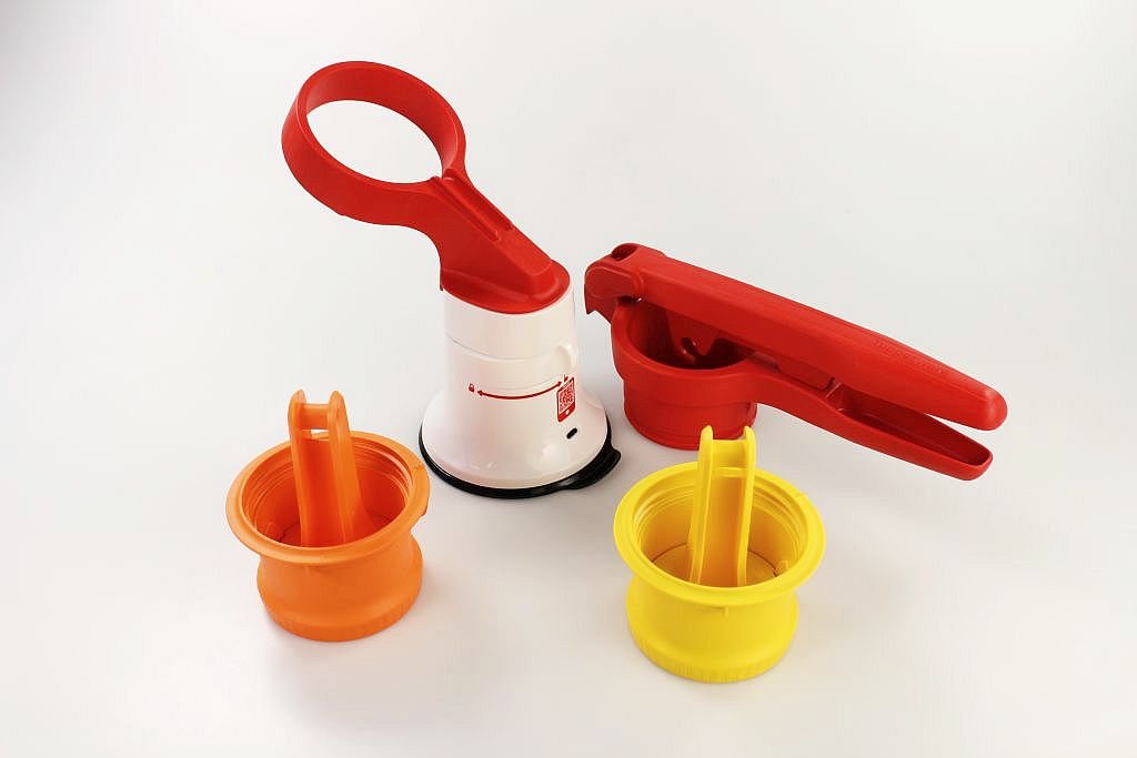 TUPPERWARE Pometsnijder Chef universele snijder klein groot met voet 27540