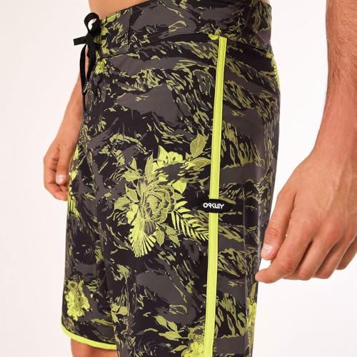 Oakley Palm Florals Recycled 19” Boardshort - image 6