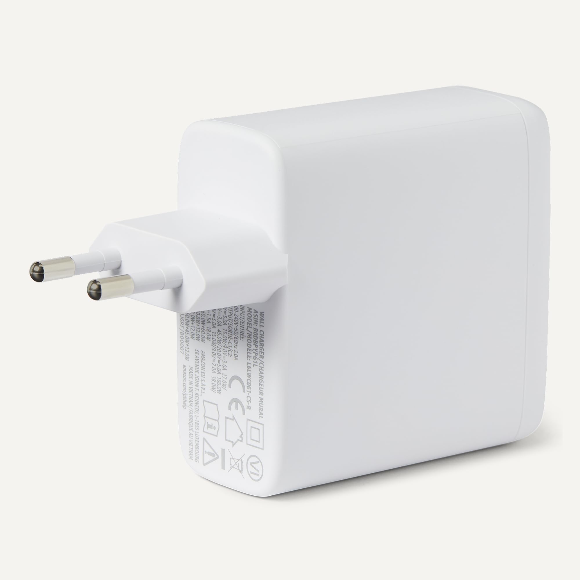 Amazon Basics Caricabatterie da Parete Nano GaN USB-C con Ricarica Rapida, 120W a 3 Porte per Laptop, Tablet e Smartphone, Bianco