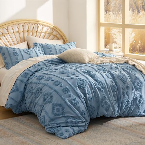 Image of Bedsure Boho Tufted Blue Comforter Set Queen Size, GentleSoft 3 Pieces Boho Farmhouse-Style Decor Bedding, Exquisite Bedding for All Seasons, 1 Bed Comforter, 2 Pillow Shams, 90x90 Inches