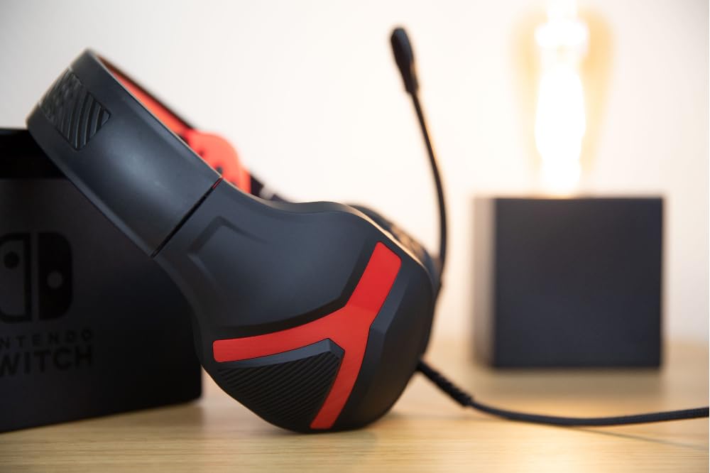 Konix Mythics Auriculares Gaming con Cable Nemesis para Nintendo Switch - Micrófono de 45° - Cable de 1,5 m - Conector Jack de 3,5 mm - Negro y Rojo