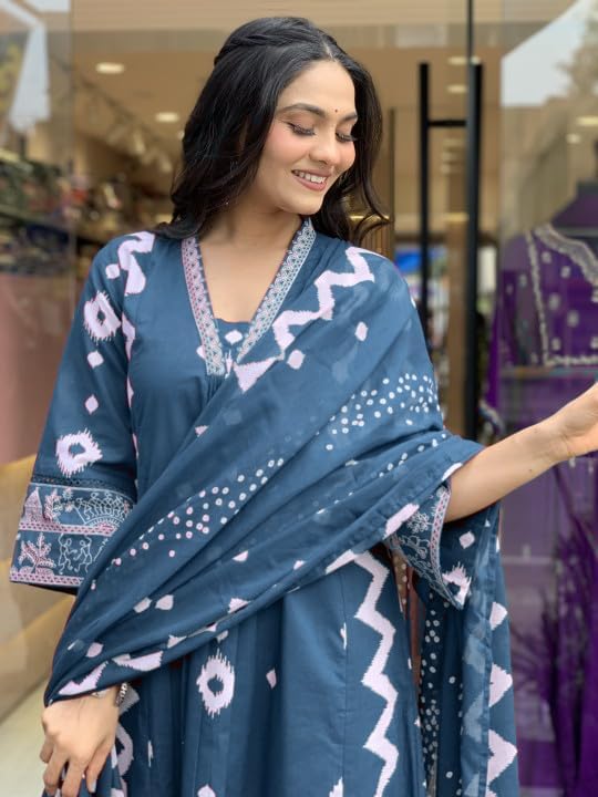 Image of Yashika Women Cotton Blend Floral Printed Kurta Plazzo Set with Dupatta Suitable For Every Indian Occasion