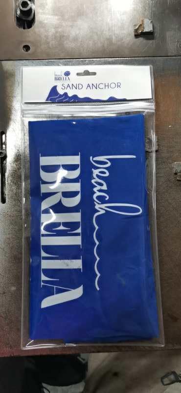 Miniatura 6 de Sombrilla de playa para arena, resistente al viento, con bolsa de anclaje de arena, portátil, flecos, bolsa de mezclilla, cuenta con parte inferior