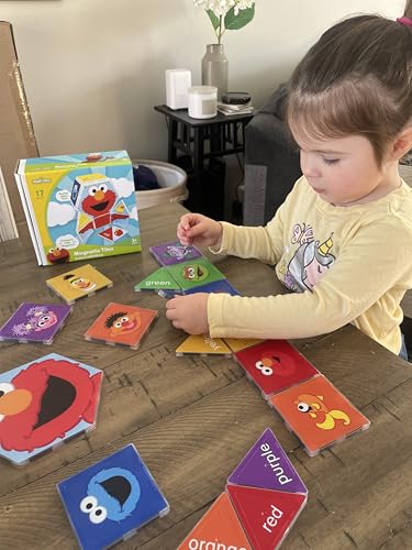CreateOn “Sesame Street” Toys, Magnetic Kids’ Building Toys from “Sesame Street” Books, Colors with Elmo Magnet Tiles, Educational Toys for Ages 3+, 17 Pieces