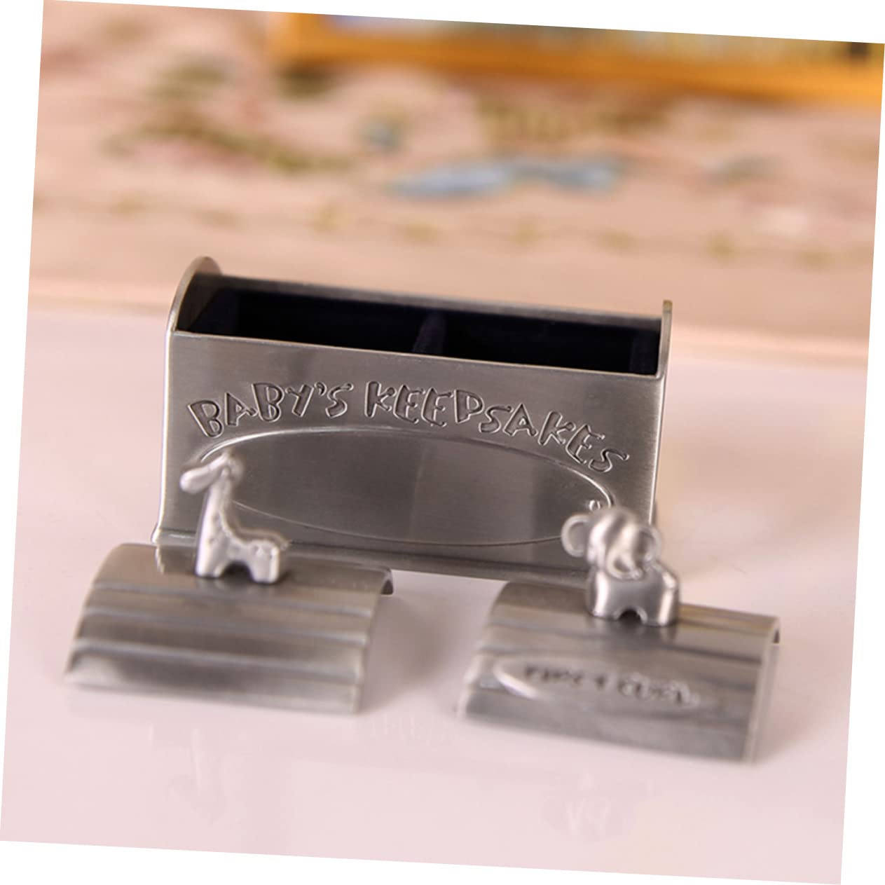 Caja para Dientes de Leche y Recuerdos para Bebés, Aleación de Zinc Plateada, Diseño Compacto y Portátil, Segura para Uso en Bautizo y Año