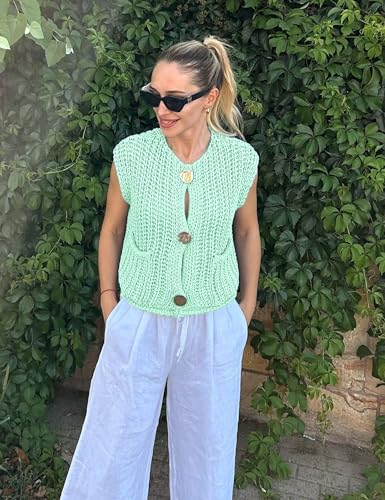Image of Women's Sleeveless Chunky Knit Top Casual Cropped Button Down Sweater Vest Open Front Cardigan with Pockets