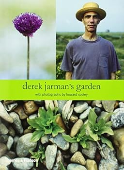Hardcover Derek Jarman's Garden Book