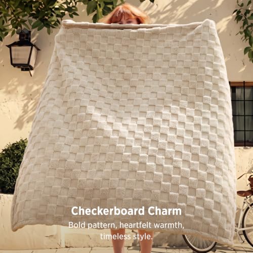 Bedsure Checkered Soft Cozy Twin Blanket for Bed, Beige,60"×80" by Bedsure - Used condition - Image 3