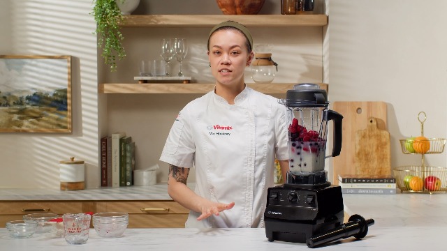 Amazon.com: Vitamix 5200 Blender, Professional-Grade Blender for