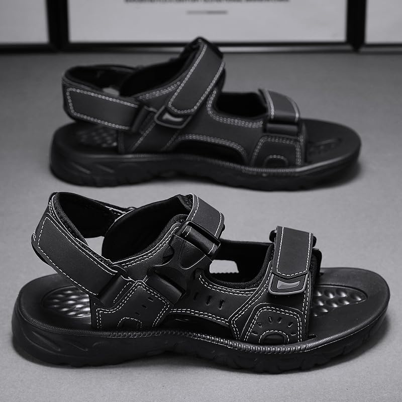 Men's sandals, comfortable, lightweight and breathable, suitable for casual outdoor activities and sandy beaches.3
