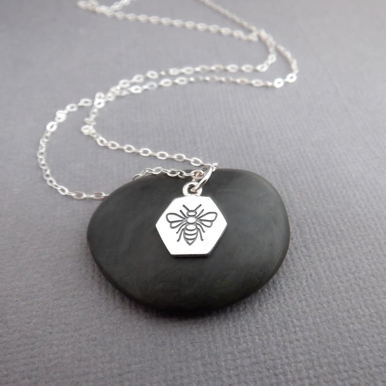 Collar hexagonal de abeja en plata de ley 925 con cadena de 45 cm 2