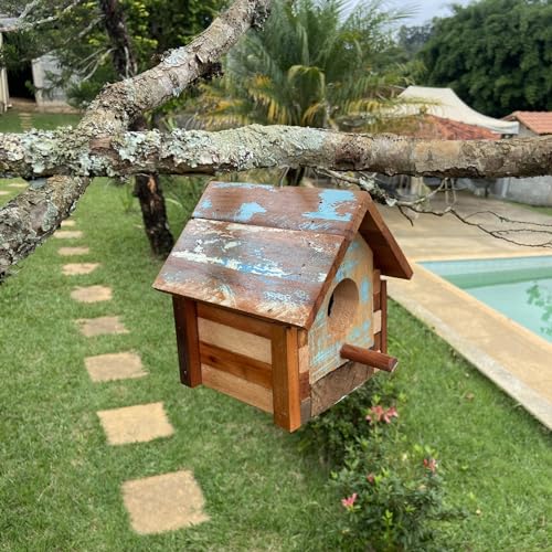 Casinha de passarinhos rústica de madeira de demolição decoração para jardins e varandas artesanato