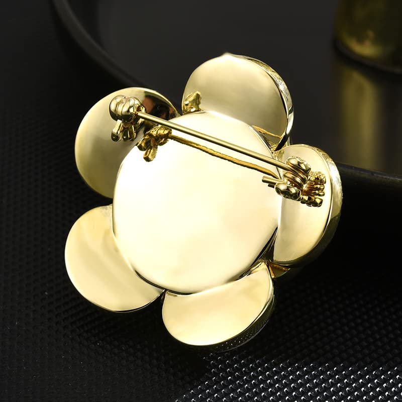 Image of Pearl Flower Brooch and Pins for Women Large Gold Luxury Elegant Pin Christmas Gift Jewelry