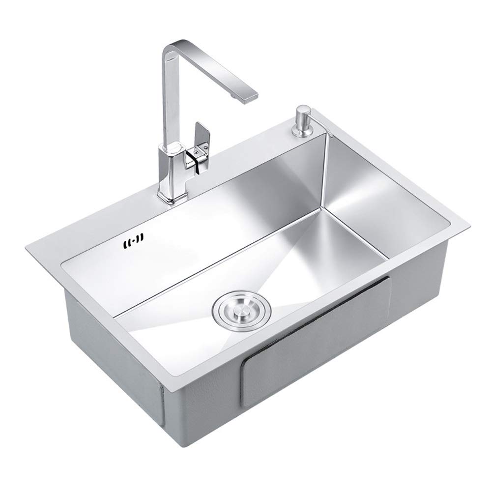 Robinet de cuisine et évier bol carré inox pour simplifier la préparation des repas