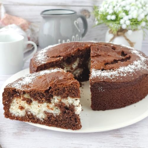 Torta al cioccolato con cuore al cocco