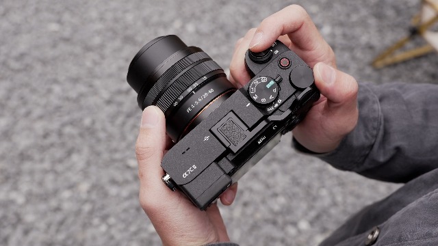 Amazon.com : JJC Metal Thumb Up Grip for Sony A7CII A7C II A7CR