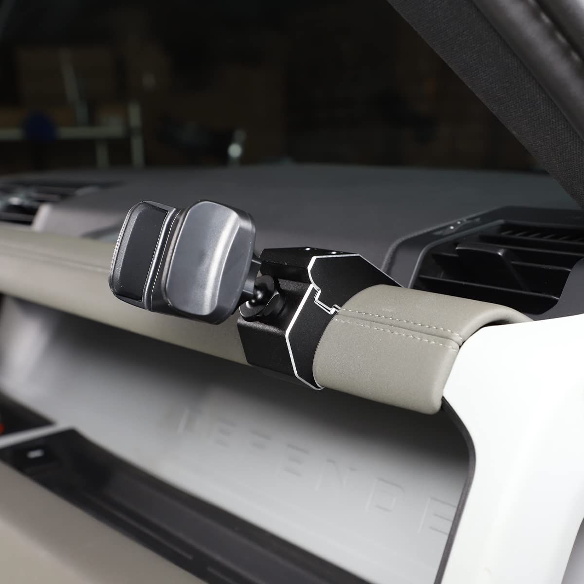Supporto per cellulare per auto GPS per LR Defender 110 90 130 2020-2023 (stile D)