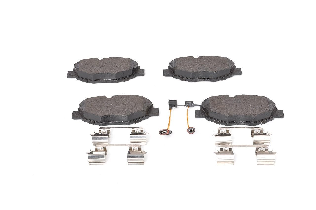 Bosch BP1197 - Pastiglie Freni Auto, Delantero - Calidad Bosch - Reducción de Ruido y Polvo - Certificación ECE-R90 - Sin Cobre - 1 Juego de 4 Pastillas - Con Accesorios