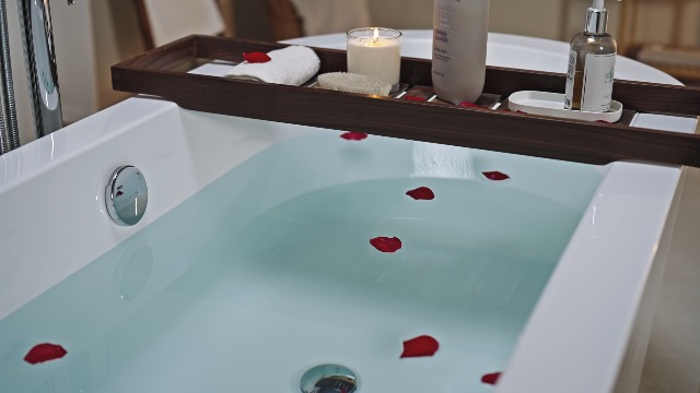 Empava Freestanding Bathtub, 59