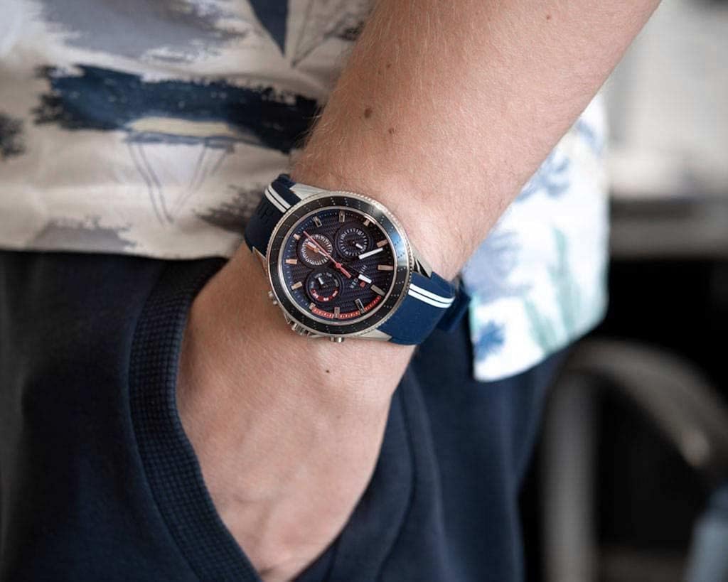 Tommy Hilfiger Orologio Analogico Multifunzione al Quarzo da Uomo con Cinturino in Silicone Blu - 1791859 Tommy Hilfiger Orologio Analogico Multifunzione al Quarzo da Uomo con Cinturino in Silicone Blu - 1791859