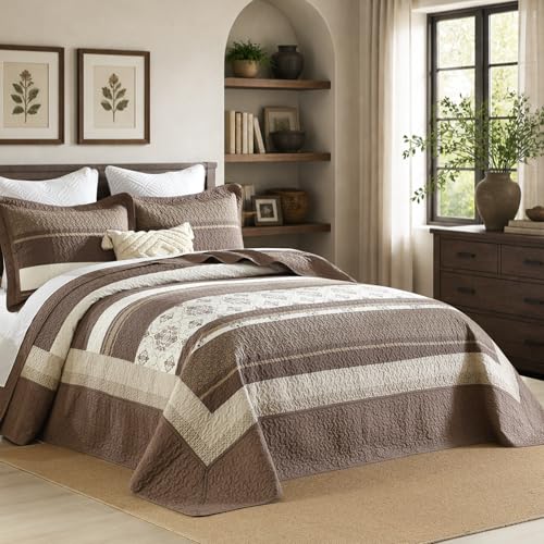 Quilta Queen Bedspread 102 x120 - Damask Striped Design Oversized Queen Quilt Set, Elegant and Textured Coverlet, 3-Piece Lightweight Comforter Soft Bedding Set, 100% Cotton, Brown/Beige